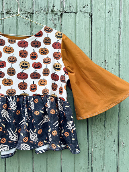 Adult medium peplum top